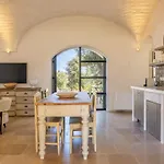 Luxury Borgo Cinera Villa *