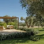 ヴィラ Luxury Borgo Cinera