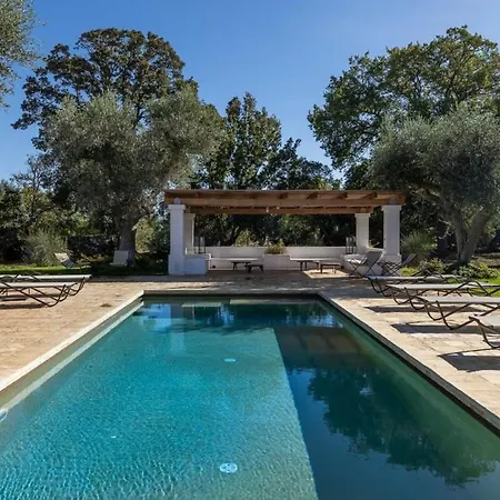 Luxury Borgo Cinera Остуни