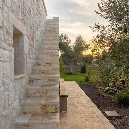 Luxury Borgo Cinera Вилла