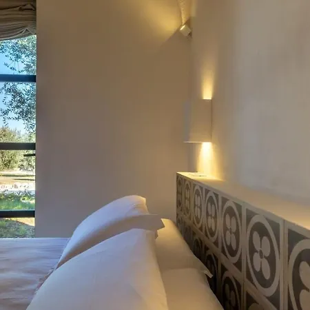 Luxury Borgo Cinera Остуни