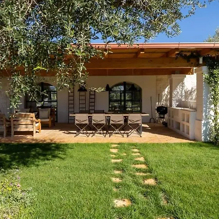 Luxury Borgo Cinera Вилла Остуни