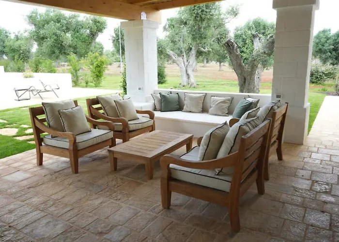 Luxury Borgo Cinera * 오스투니